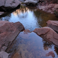 Middle Emerald Pool