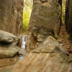 Big Waterfall Path